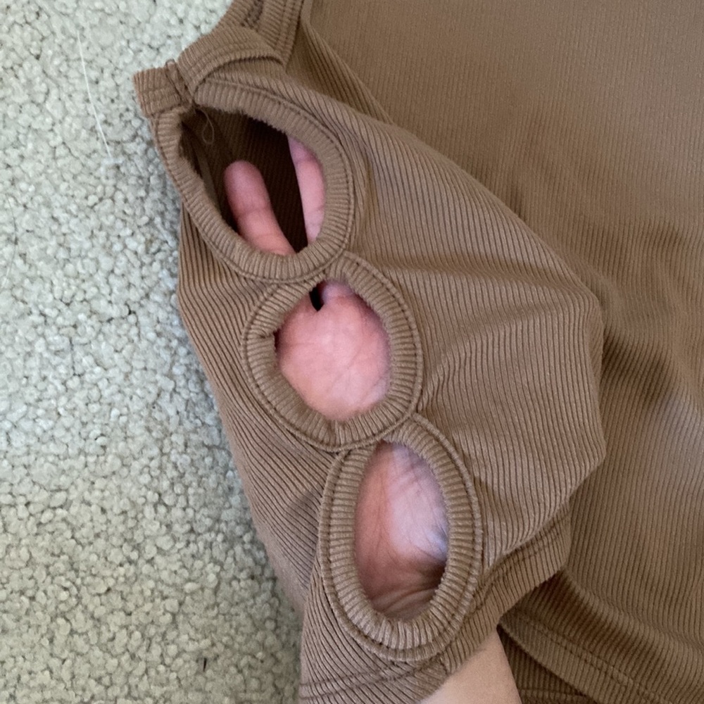 Brown Ribbed Tank - Picture 4 of 5